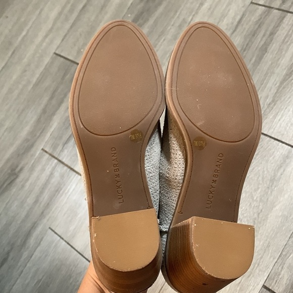 Lucky Brand Powe Taupe Suede Ankle Boots Stacked Heel size 7 - Picture 9 of 11